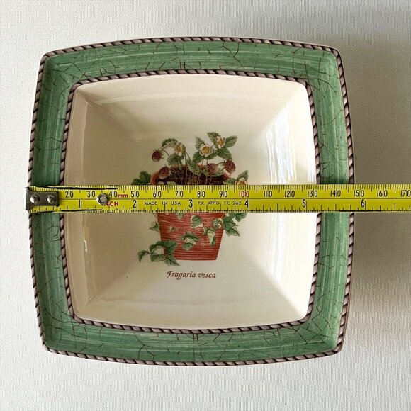 Vintage Wedgwood Sarah's Garden Queensware Fragaria Vesca Sweet Dish England - Picture 3 of 5